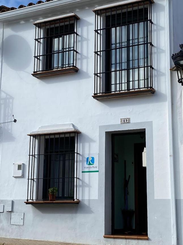 Espaciosa Y Elegante Casa Rural En Los Marines Exterior photo